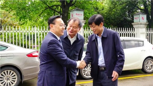 湖南師范大學校長劉仲華院士、副校長唐賢清一行蒞臨集團益陽茶廠調研指導