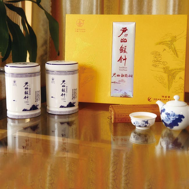 君山銀針白鶴翎豪華裝160克 君山銀針白鶴翎豪華裝160克