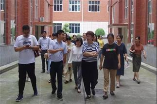 中國人民大學茶道哲學研究所湖南茶文化考察團一行赴集團白沙溪茶廠、益陽茶廠、君山茶業(yè)考察調(diào)研